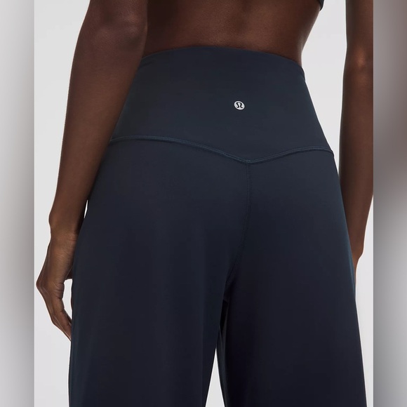 Lululemon $128 Retail Align™ Palazzo Pant Regular 32” Inseam in True Navy Size 6 - Picture 6 of 10